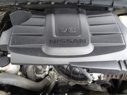 Used 2023 Nissan Titan SV AWD/4WD image 31