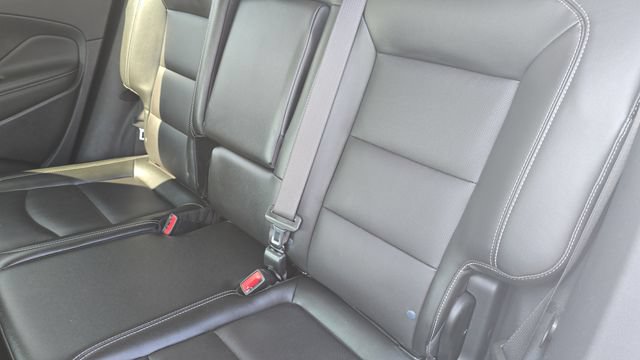Used 2023 GMC Terrain SLT AWD/4WD image 29