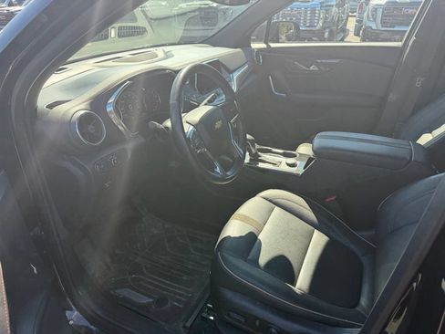Used 2022 Chevrolet Blazer Premier w/ Enhanced Convenience Package AWD/4WD image 9
