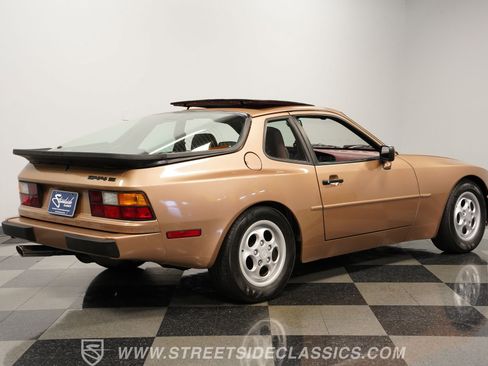 Used 1987 Porsche 944 S image 12