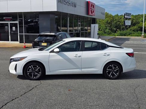 Used 2025 Nissan Sentra SV FWD image 23