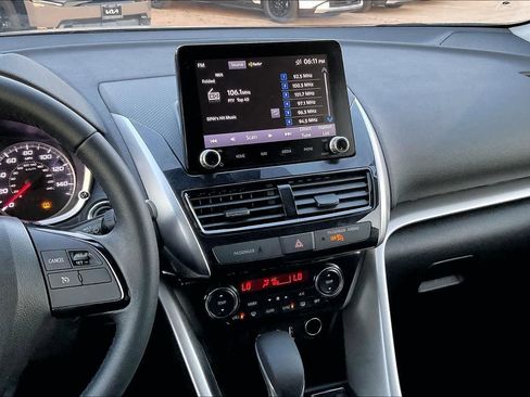 Used 2022 Mitsubishi Eclipse Cross SE FWD image 15