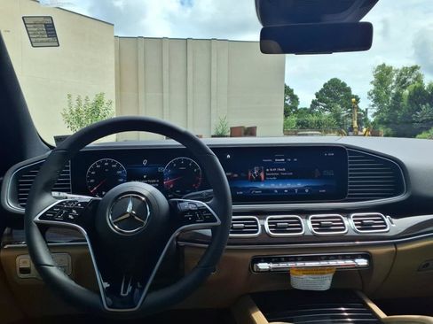 Used 2026 Mercedes-Benz GLE 350 4MATIC image 13