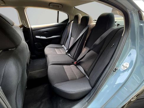 Used 2024 Nissan Sentra SV FWD image 22
