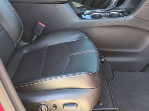 Used 2022 Chevrolet Equinox Premier image 29