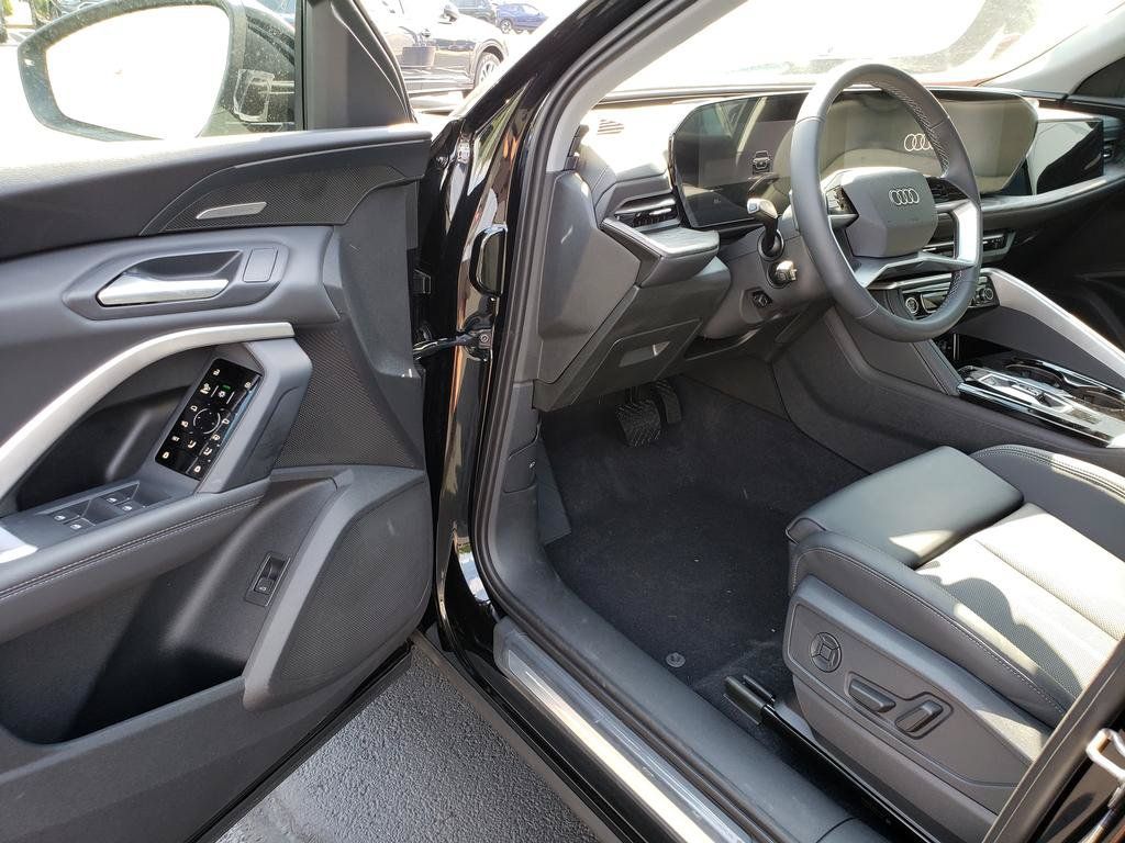 New 2026 Audi Q5 Premium Plus AWD/4WD image 6