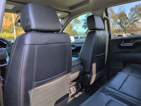 Used 2024 GMC Sierra 1500 Elevation image 19