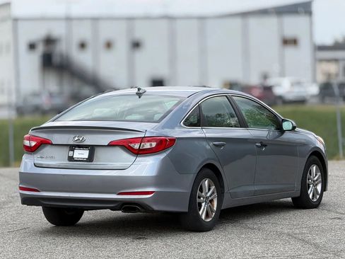 Used 2016 Hyundai Sonata SE image 9