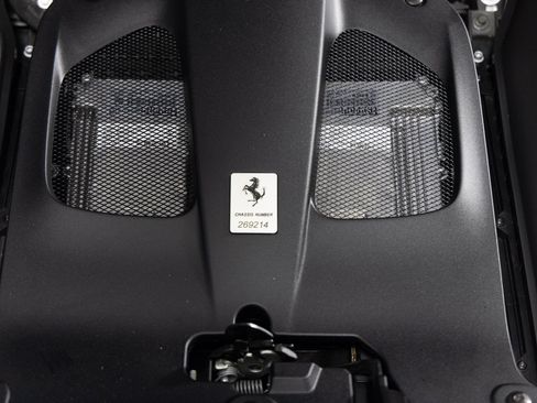 Certified 2022 Ferrari 812 GTS RWD image 43