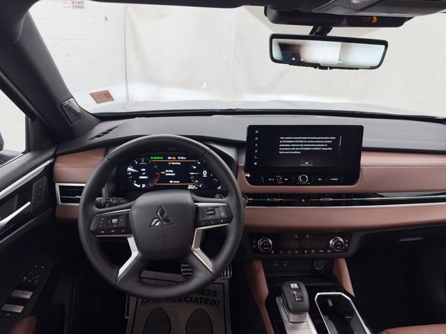 Used 2026 Mitsubishi Outlander SEL AWD/4WD image 13