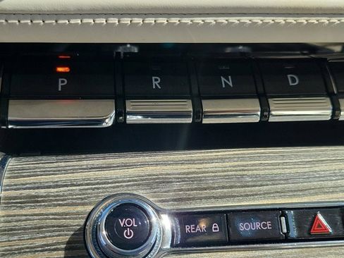 Certified 2022 Lincoln Aviator Black Label w/ Dynamic Handling Package image 28