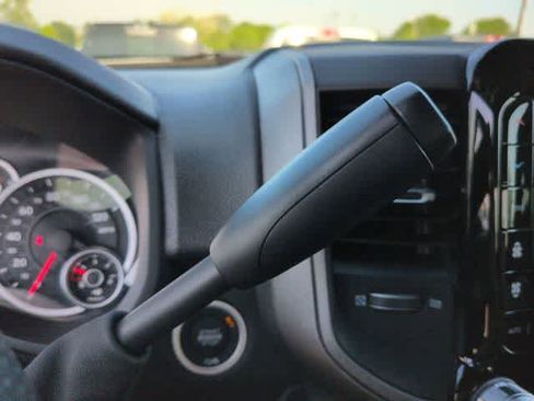 New 2026 RAM 2500 Warlock AWD/4WD image 33