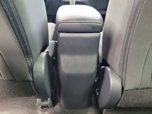 Certified 2025 Nissan Kicks S AWD/4WD image 17