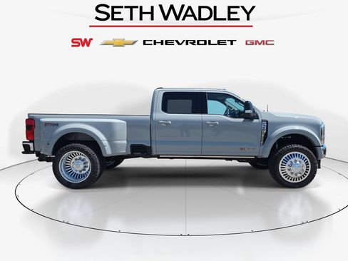 Used 2026 Ford F450 Lariat w/ Lariat Ultimate Package AWD/4WD image 8