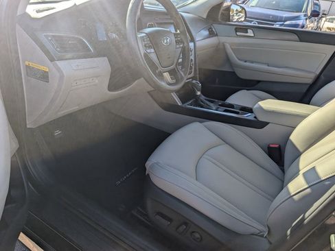 Used 2017 Hyundai Sonata Sport image 11