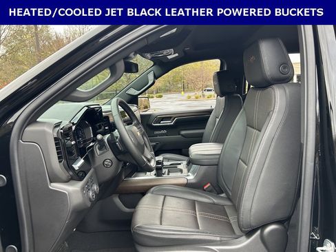 Used 2024 Chevrolet Silverado 1500 High Country image 4