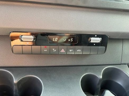 Used 2024 Mercedes-Benz Sprinter 3500 image 14