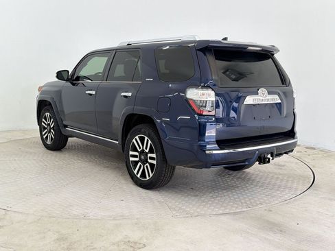 Used 2022 Toyota 4Runner Limited RWD image 3