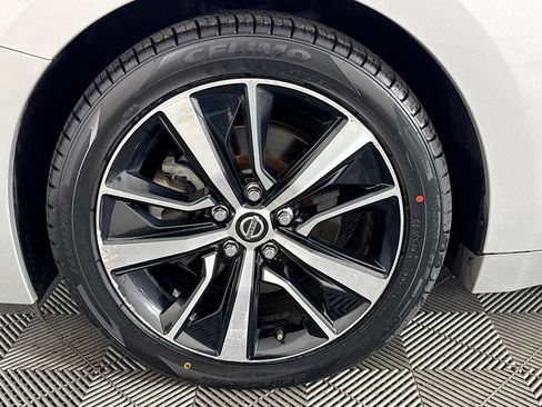 Used 2022 Nissan Maxima SV w/ Floor Mat Group FWD image 36