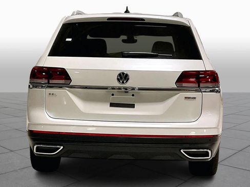 Used 2021 Volkswagen Atlas SEL Premium image 5