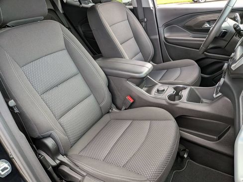 Used 2023 GMC Terrain SLE FWD image 28