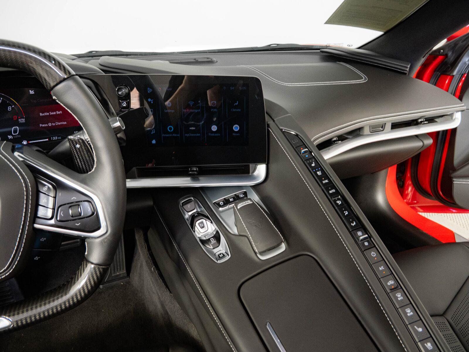Used 2024 Chevrolet Corvette Z06 RWD image 13
