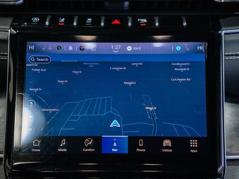 Used 2024 Jeep Grand Cherokee L Limited w/ Luxury Tech Group II image 27