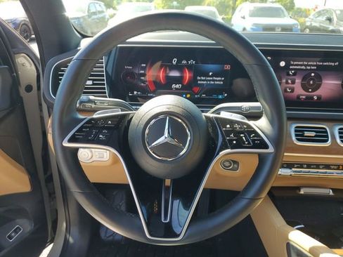 Used 2024 Mercedes-Benz GLE 350 4MATIC image 25