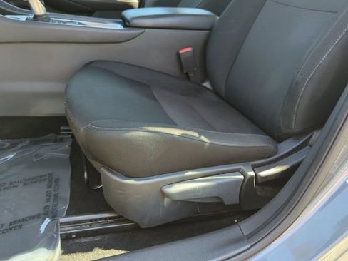 Certified 2024 Nissan Sentra SV FWD image 26