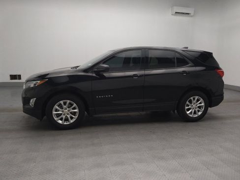 Used 2019 Chevrolet Equinox LS w/ LS Convenience Package image 2