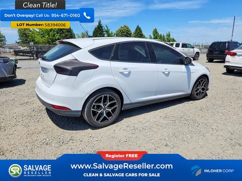 Used 2017 Ford Focus SEL FWD image 4