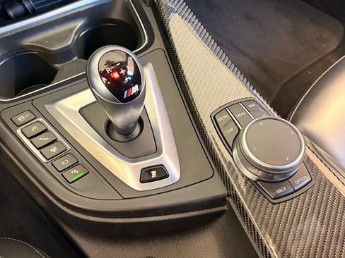 Used 2020 BMW M4 Coupe w/ Competition Package RWD image 27