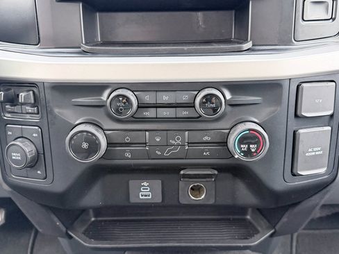Used 2024 Ford F350 XLT image 20
