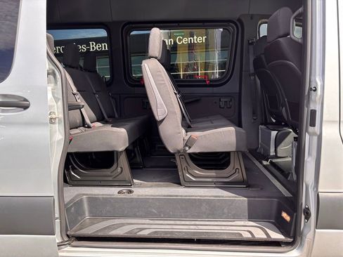 Used 2024 Mercedes-Benz Sprinter 2500 image 14
