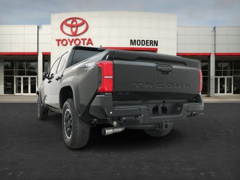 New 2025 Toyota Tacoma TRD Off-Road image 15