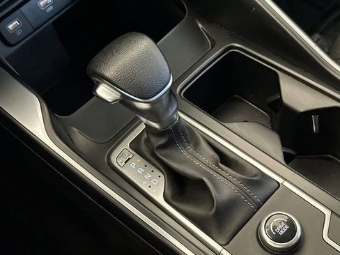 Used 2022 Kia Sorento LX FWD image 24