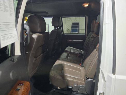 Used 2015 Ford F250 King Ranch w/ FX4 Off-Road Package AWD/4WD image 31