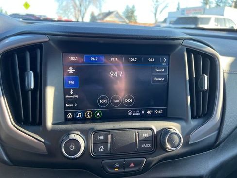 Used 2024 GMC Terrain AT4 w/ Infotainment Package II image 16