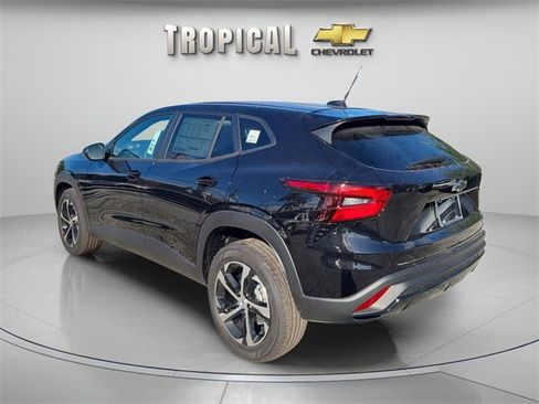 New 2026 Chevrolet Trax RS image 2