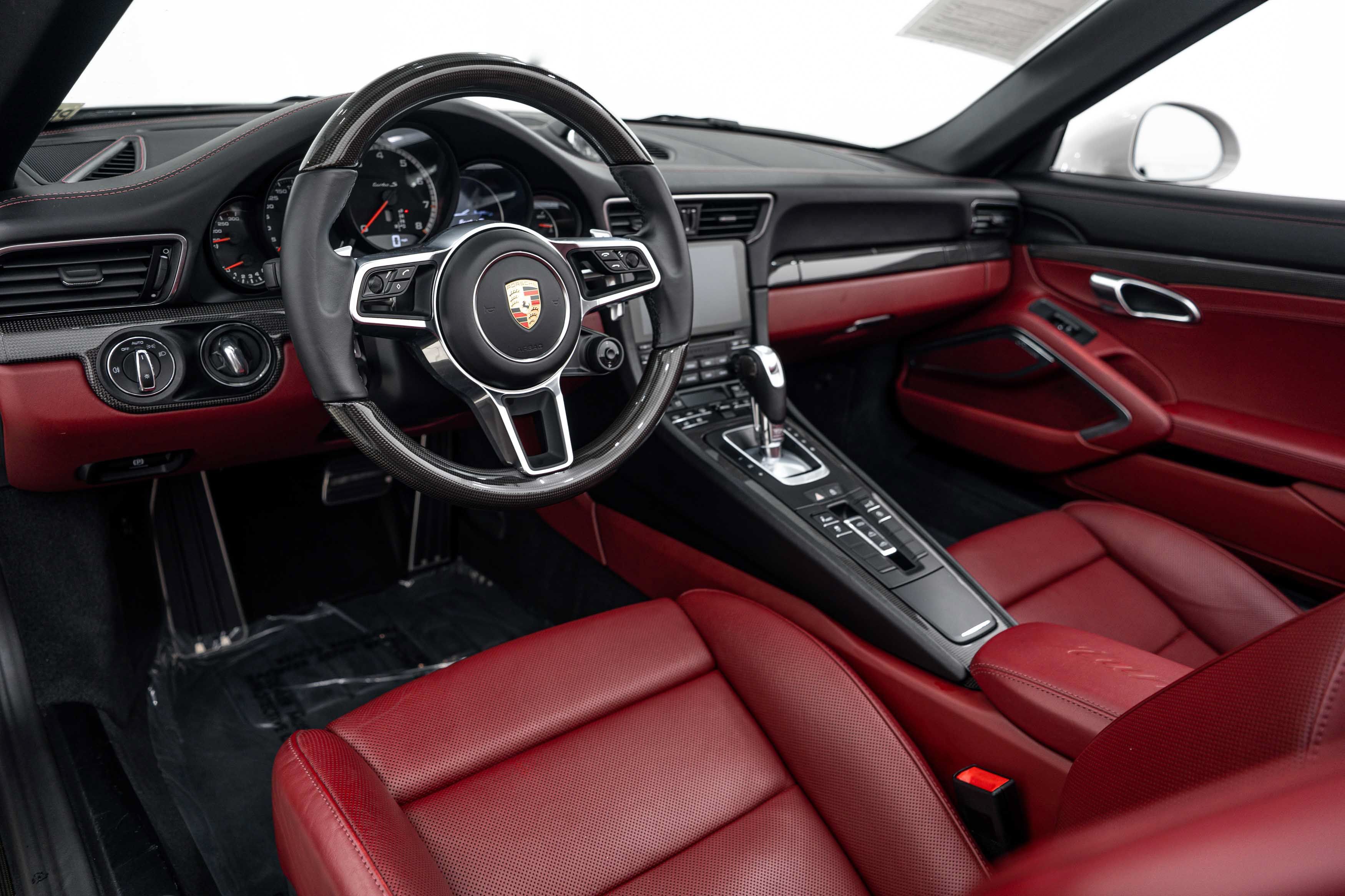 Certified 2019 Porsche 911 Turbo S AWD/4WD image 4