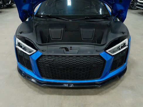 Used 2017 Audi R8 V10 image 50