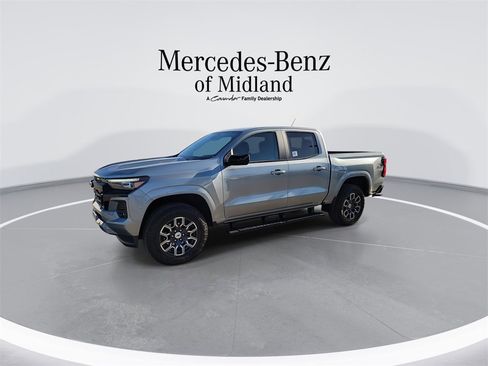 Used 2024 Chevrolet Colorado Z71 w/ Z71 Convenience Package 2 image 4
