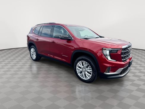 Certified 2024 GMC Acadia Elevation w/ Luxury Package AWD/4WD image 2
