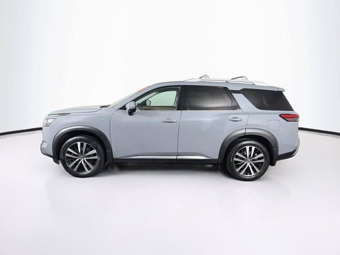 Used 2024 Nissan Pathfinder Platinum AWD/4WD image 8