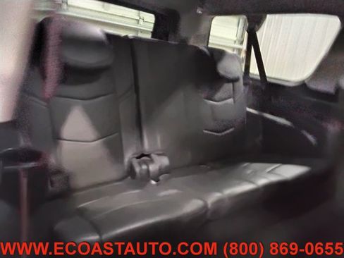 Used 2015 Cadillac Escalade ESV Luxury AWD/4WD image 17