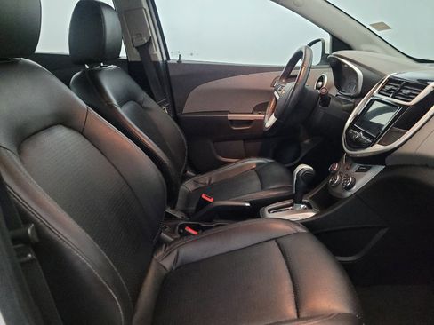 Used 2018 Chevrolet Sonic Premier FWD image 21