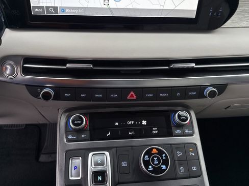 Used 2025 Hyundai Palisade Calligraphy image 29