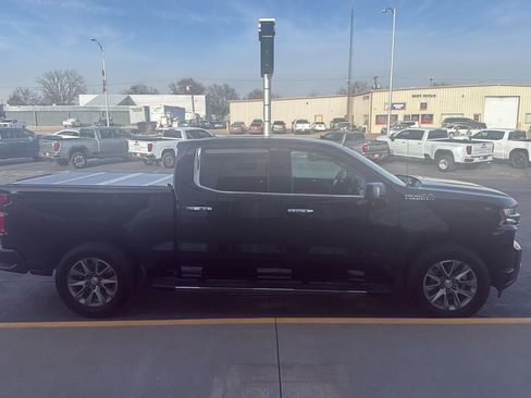 Used 2021 Chevrolet Silverado 1500 High Country w/ Safety Package II image 6