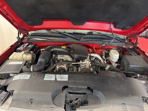 Used 2005 Chevrolet Silverado 2500 LS w/ Heavy-Duty Power Package image 39