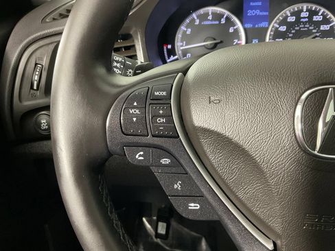 Used 2018 Acura ILX w/ AcuraWatch Plus Package FWD image 24